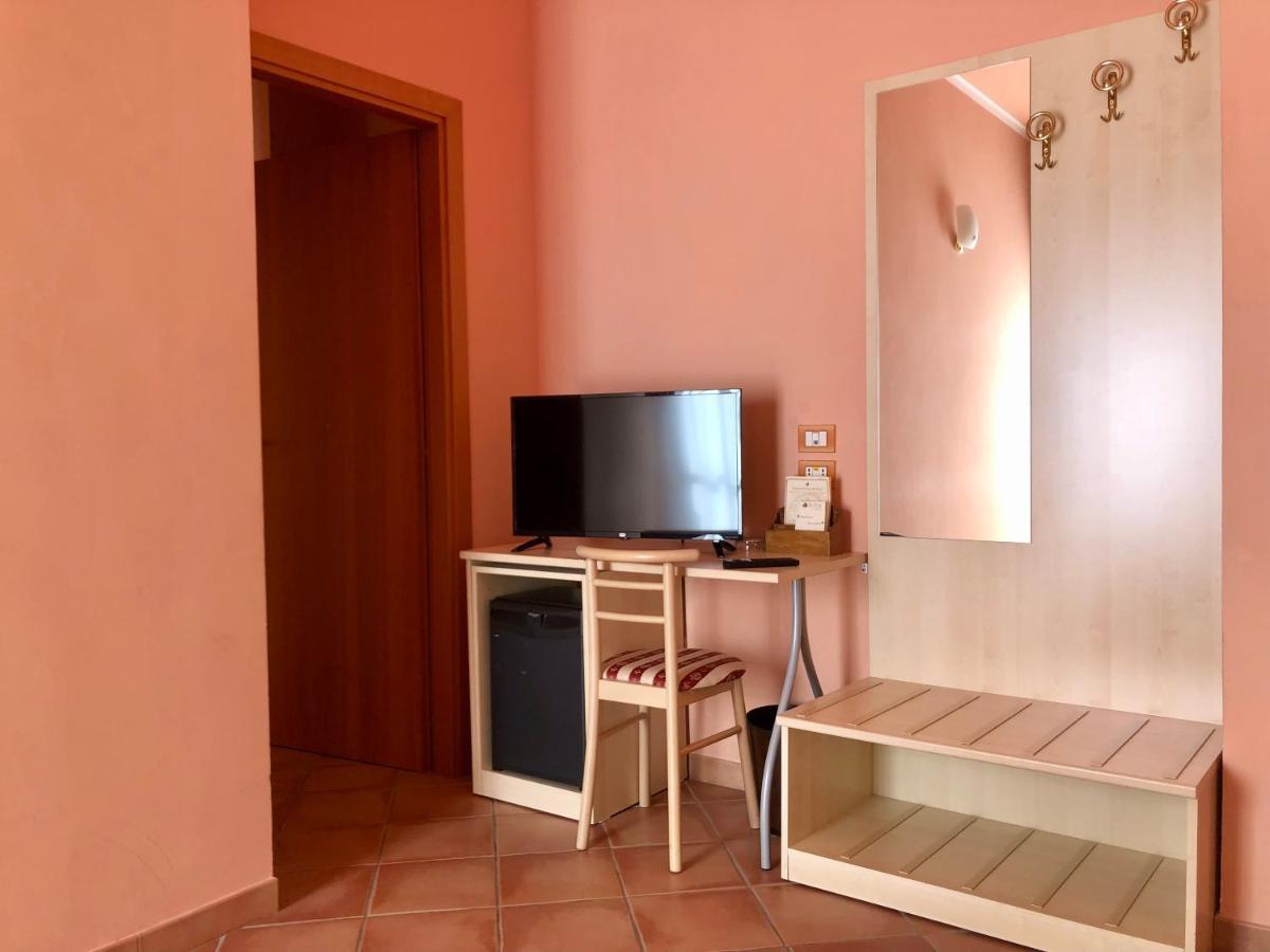 Hotel Di Rocco لوريتو أبروتينو المظهر الخارجي الصورة